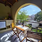 Apartments & Rooms Chiara