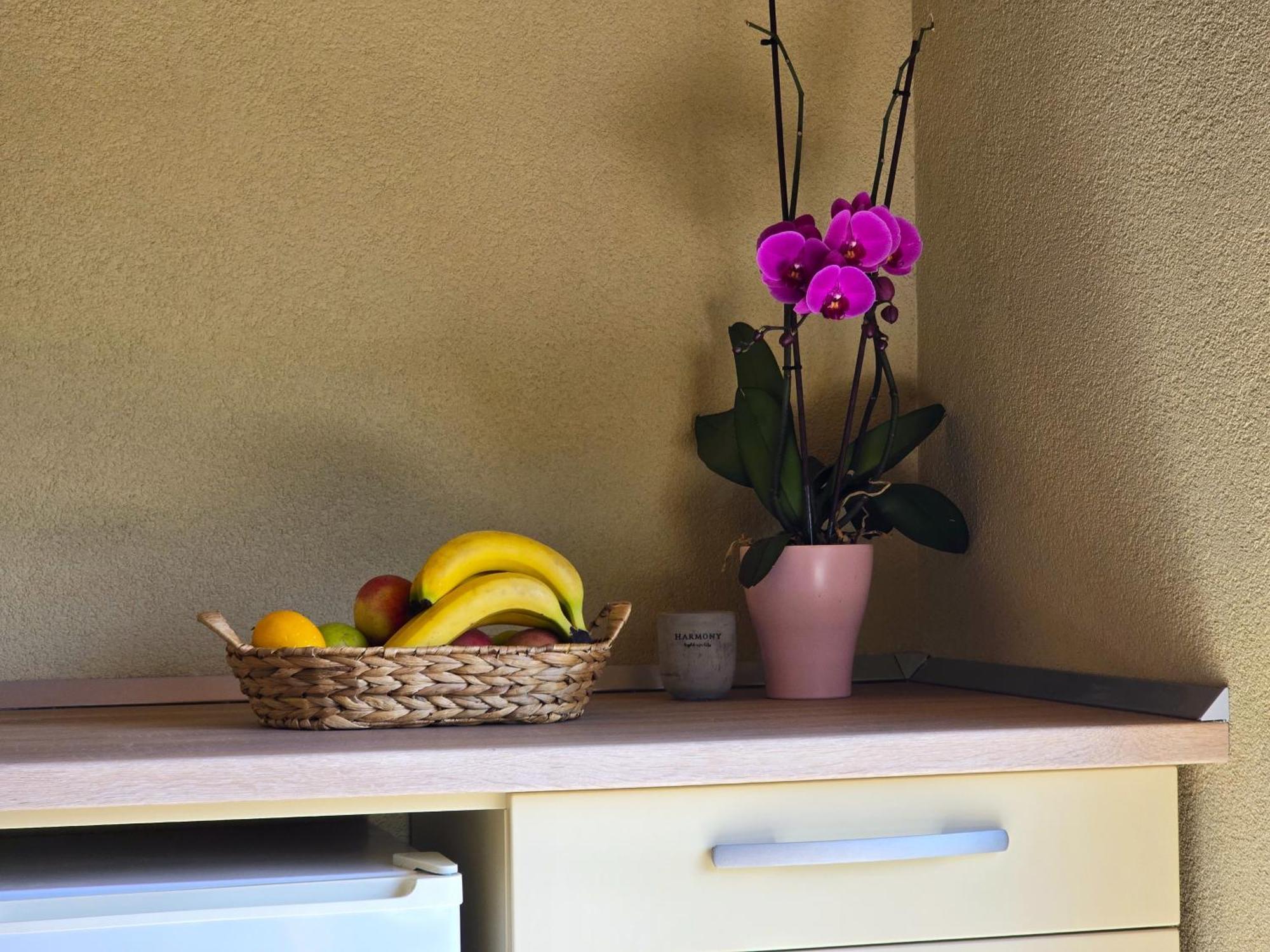 & Chiara Guest house